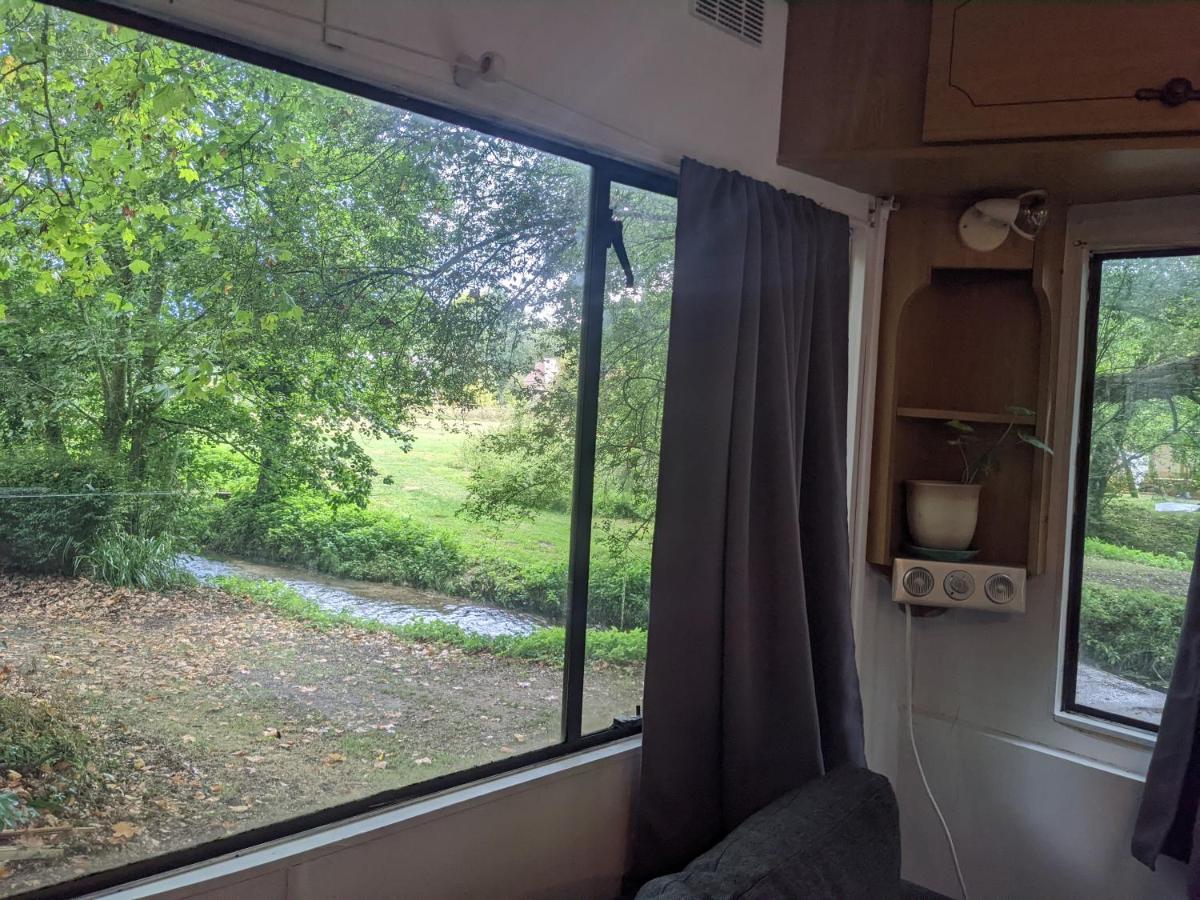 Mobile Home Situe Au Coeur Du Lac Blangy-le-Château Eksteriør billede
